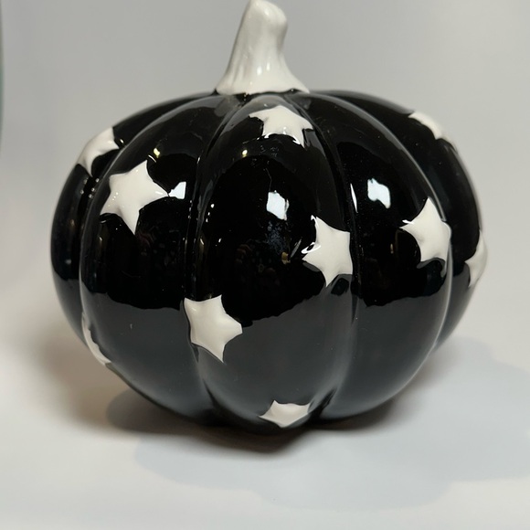 Black and White Ceramic Pumpkin Decor - Picture 2 of 2